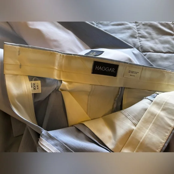 🌟 FREE 🌟 Shipping 📦 Haggar Men Suit Jacket and Pant Set